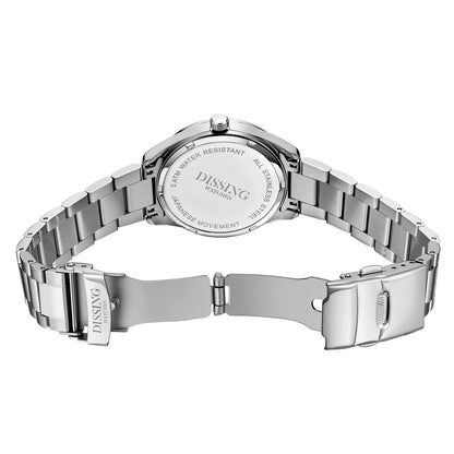 Dissing barnaur við silvurketu. Víst frá baksíðu