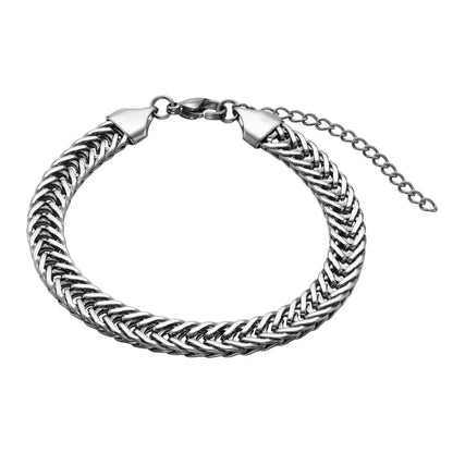 Silvur armband frá Lugano ið hoyrur til eitt gávusett har harraur fylgjur við. 